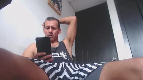 Snapshot of mensexydick20 chatting on November 3, 2025, 5:47 pm big brown online show from November 3, 2025, 5:47 pm