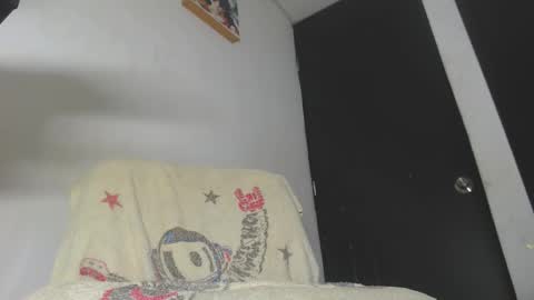 Snapshot of mensexydick20 chatting on November 5, 2025, 2:55 am big brown online show from November 5, 2025, 2:55 am