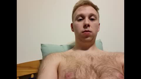 meow732 online show from December 22, 2025, 11:57 pm