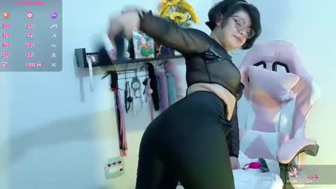Snapshot of meow_cat4 chatting on June 24, 2026, 5:01 pm Cata online show from June 24, 2026, 5:01 pm