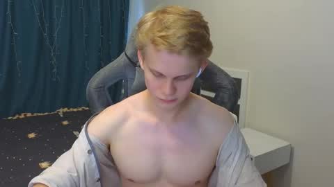 Mickey online show from November 1, 2025, 10:06 am