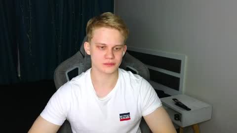 Mickey online show from March 31, 2026, 6:19 pm