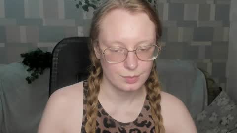 meowcr online show from May 10, 2026, 4:56 pm