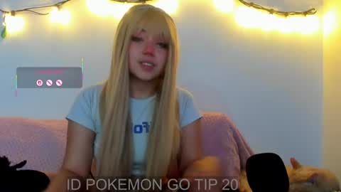 Snapshot of meowmelf chatting on June 22, 2026, 10:40 pm meowmelf online show from June 22, 2026, 10:40 pm