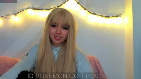 Snapshot of meowmelf chatting on June 24, 2026, 9:25 pm meowmelf online show from June 24, 2026, 9:25 pm