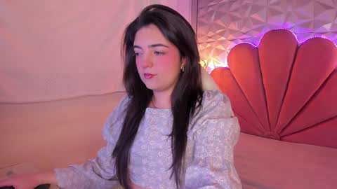    online show from February 4, 2025, 4:39 pm