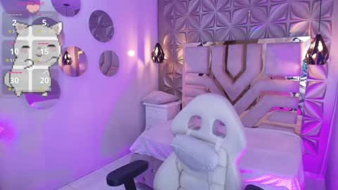    online show from September 15, 2025, 6:52 pm