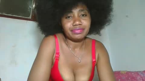 meraldaaaa online show from September 12, 2025, 5:46 pm