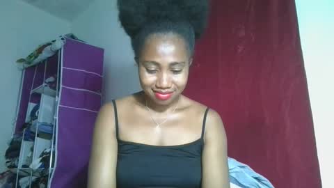 meraldaaaa online show from October 10, 2025, 9:19 am