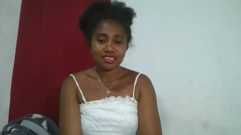 meraldaaaa online show from October 23, 2025, 4:28 pm