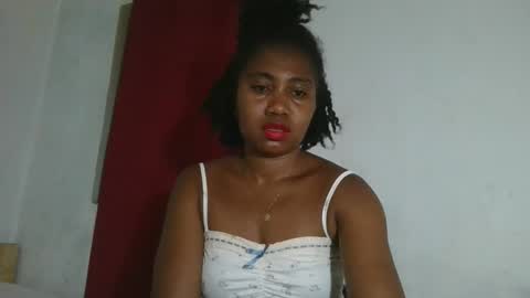 meraldaaaa online show from November 4, 2025, 11:31 am