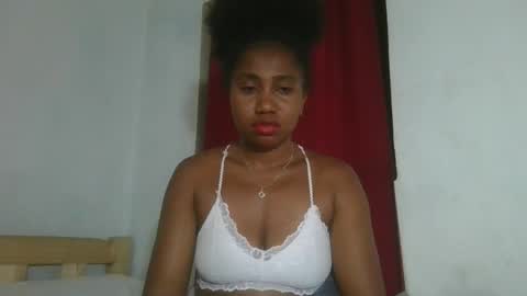 meraldaaaa online show from November 6, 2025, 7:26 pm