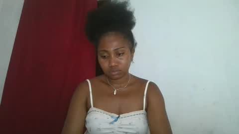 meraldaaaa online show from November 20, 2025, 8:36 am