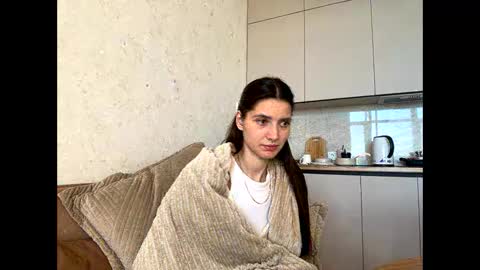 LEVA online show from April 25, 2026, 3:09 pm