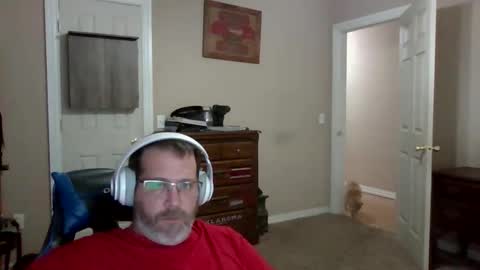 mercer1977 online show from November 19, 2025, 5:13 pm