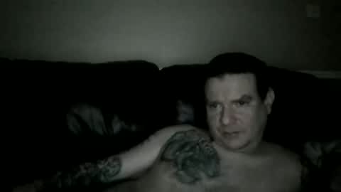 ezio online show from October 17, 2025, 8:44 pm