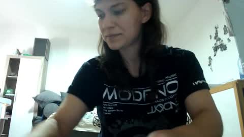 Miss Helena online show from November 2, 2025, 12:29 pm