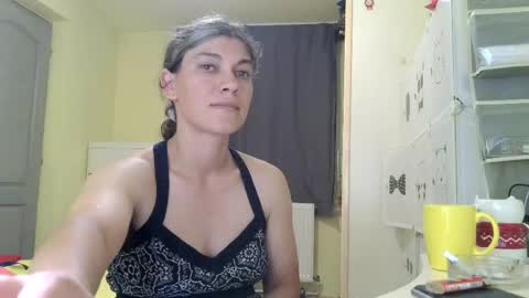 Snapshot of merciylove chatting on June 5, 2026, 5:18 pm Miss Helena online show from June 5, 2026, 5:18 pm