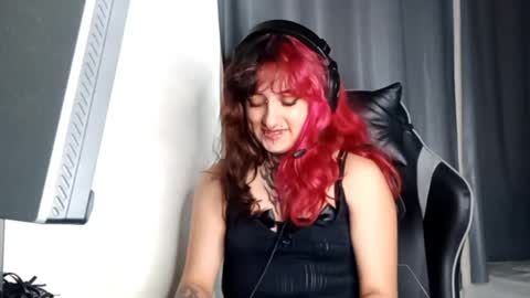 mercyclarice online show from April 21, 2026, 6:55 pm