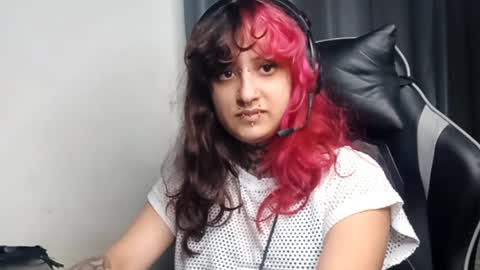 mercyclarice online show from April 22, 2026, 6:20 pm