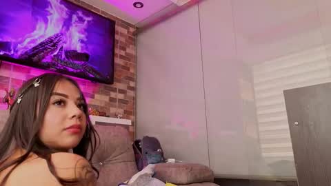 meredith_spencer online show from October 10, 2025, 5:45 pm