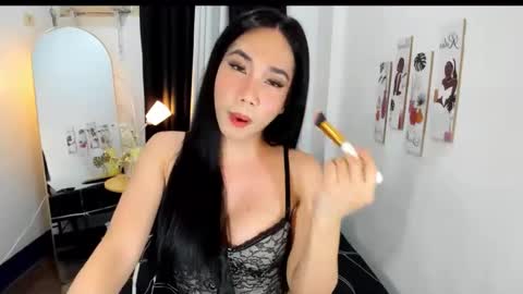 MereseLaurelTS online show from November 2, 2025, 4:15 am