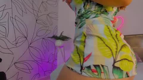 merida06 online show from October 15, 2025, 3:28 am