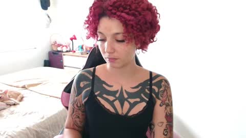 Miss Freckles online show from April 24, 2026, 4:42 pm