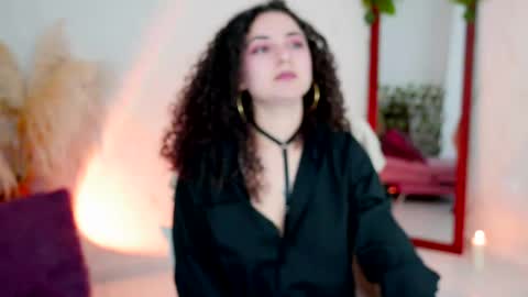 Snapshot of merida_bell18 chatting on April 22, 2026, 9:05 pm Merida Bell online show from April 22, 2026, 9:05 pm