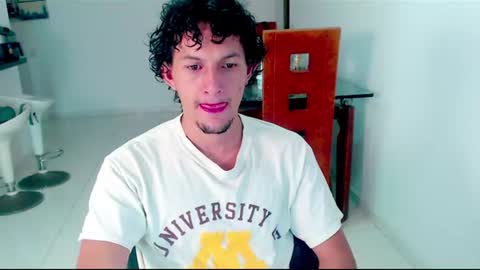 Snapshot of meridandwither chatting on July 27, 2026, 10:11 am MeridandWither online show from July 27, 2026, 10:11 am