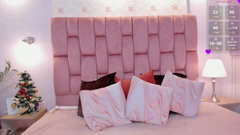 Snapshot of merielenbloom chatting on December 2, 2025, 4:40 am merielenbloom online show from December 2, 2025, 4:40 am