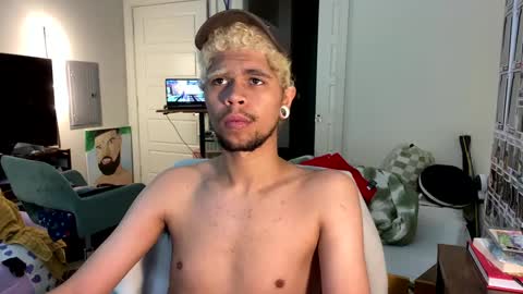 Merlinz Magic online show from February 20, 2025, 5:07 pm