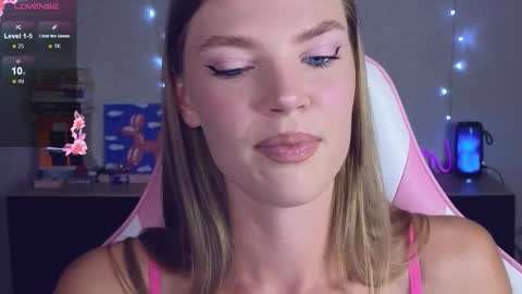 Snapshot of merry_dancers_ chatting on November 24, 2025, 4:18 pm Susan online show from November 24, 2025, 4:18 pm