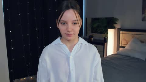 Lollita online show from March 2, 2025, 8:05 am