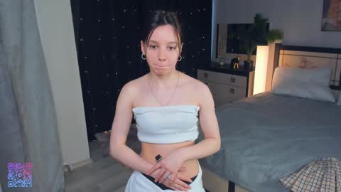 Lollita online show from March 4, 2025, 1:17 pm