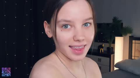 Lollita online show from March 6, 2025, 10:09 am