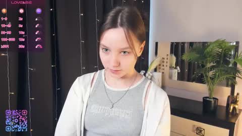 Lollita online show from March 12, 2025, 7:24 am