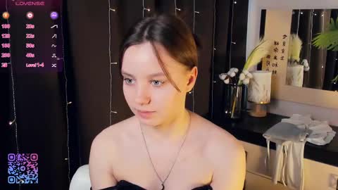 Lollita online show from March 12, 2025, 1:30 pm