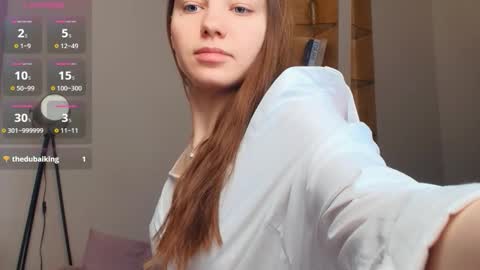 Lollita online show from November 29, 2025, 10:07 am