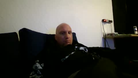 metaller123456 online show from February 22, 2026, 8:18 pm