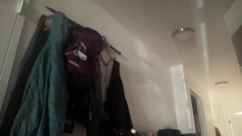 Snapshot of metallica92786 chatting on November 18, 2025, 4:55 pm metallica92786 online show from November 18, 2025, 4:55 pm