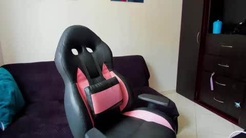 xxxxxxxxxmethodicxxxxxxxxx online show from February 9, 2025, 4:18 pm