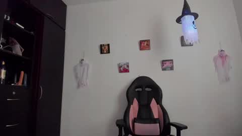 xxxxxxxxxmethodicxxxxxxxxx online show from September 17, 2025, 9:38 pm