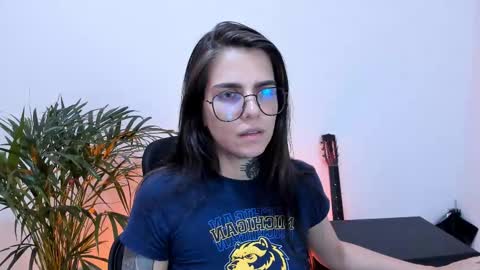 Meurif online show from February 21, 2025, 9:11 pm