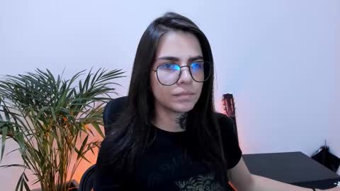 Meurif online show from March 5, 2025, 1:17 pm