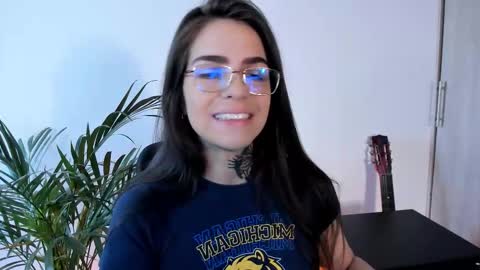 Meurif online show from December 4, 2025, 12:25 pm