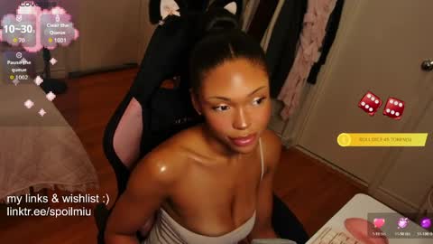 Snapshot of mew2wo chatting on June 3, 2026, 4:26 am mew2wo online show from June 3, 2026, 4:26 am