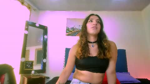 mew_alix online show from June 20, 2026, 7:49 pm