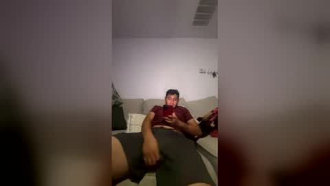mexicanguy12inch online show from April 10, 2026, 8:41 am