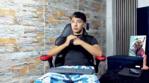 mexwilliams online show from November 10, 2025, 12:37 pm